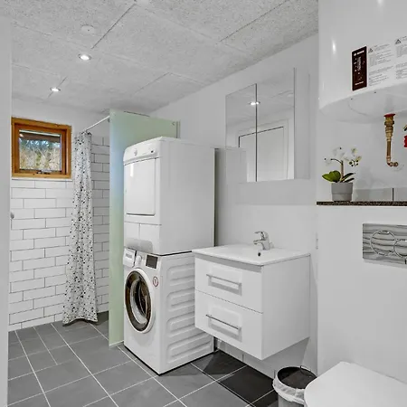 Haren Semesterbostad *